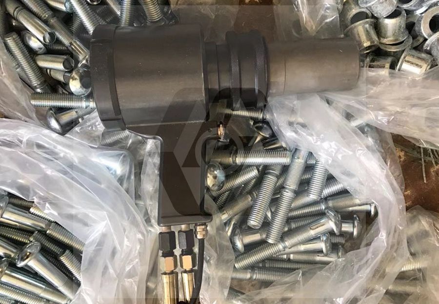 C50L液压环槽铆钉枪